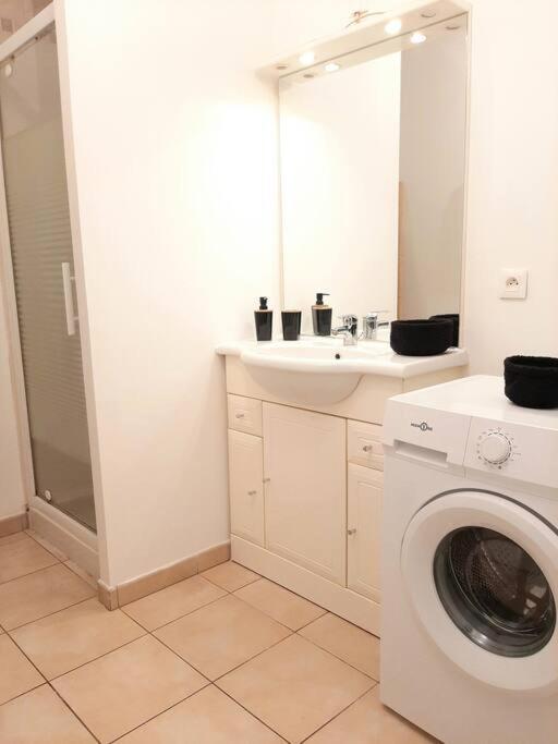Apartament Proche Aeroport A Pied, Le Reve Rose. Tillé Zewnętrze zdjęcie